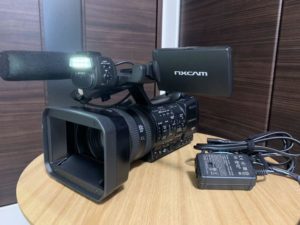 ① SONY HXR-NX5R 付属品有り/純正バッテリー1個付き::m71082681425